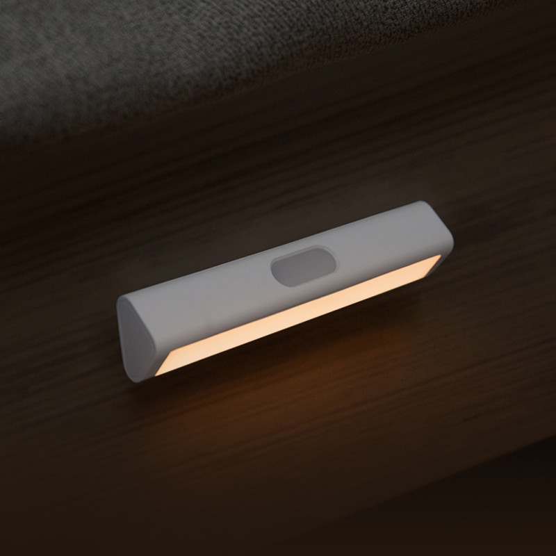 Aqara LED night light with motion and twilight sensor